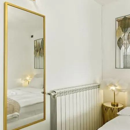 Casa De Povesti - Calea Victoriei Apartment *