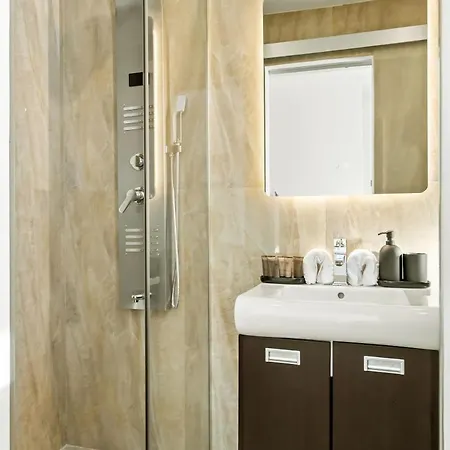 Casa De Povesti - Calea Victoriei * 布加勒斯特