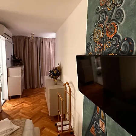 Casa De Povesti - Calea Victoriei Bucarest