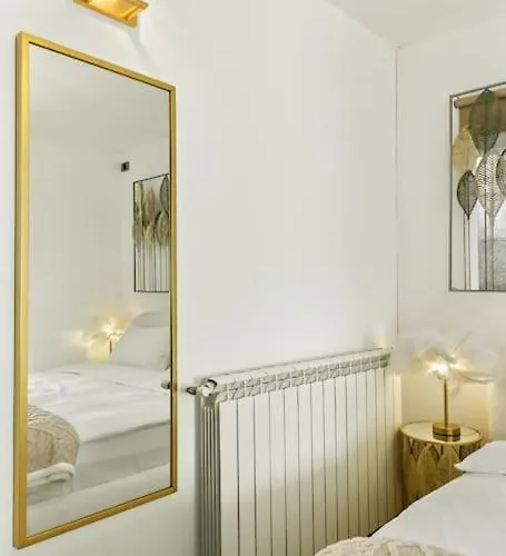 Casa De Povesti - Calea Victoriei Apartmán *