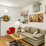 Apartment Casa De Povesti - Calea Victoriei