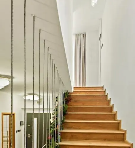 Casa De Povesti - Calea Victoriei